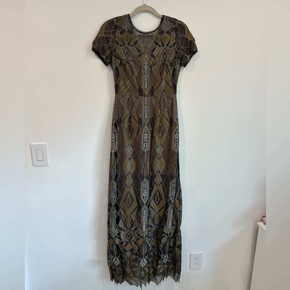 Elegant Geometric Patterned Dress